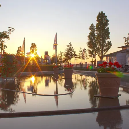 Mit Terrasse, Gratis Nutzung Vom Ahoi Erlebnisbad Und Sauna In Sellin - Haus Blick Zur 13 Goehren (Ruegen)